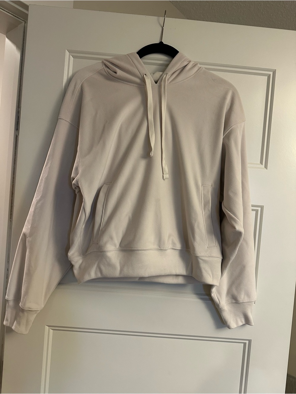 Abercrombie & Fitch Cream Crewneck Hooded Sweater
